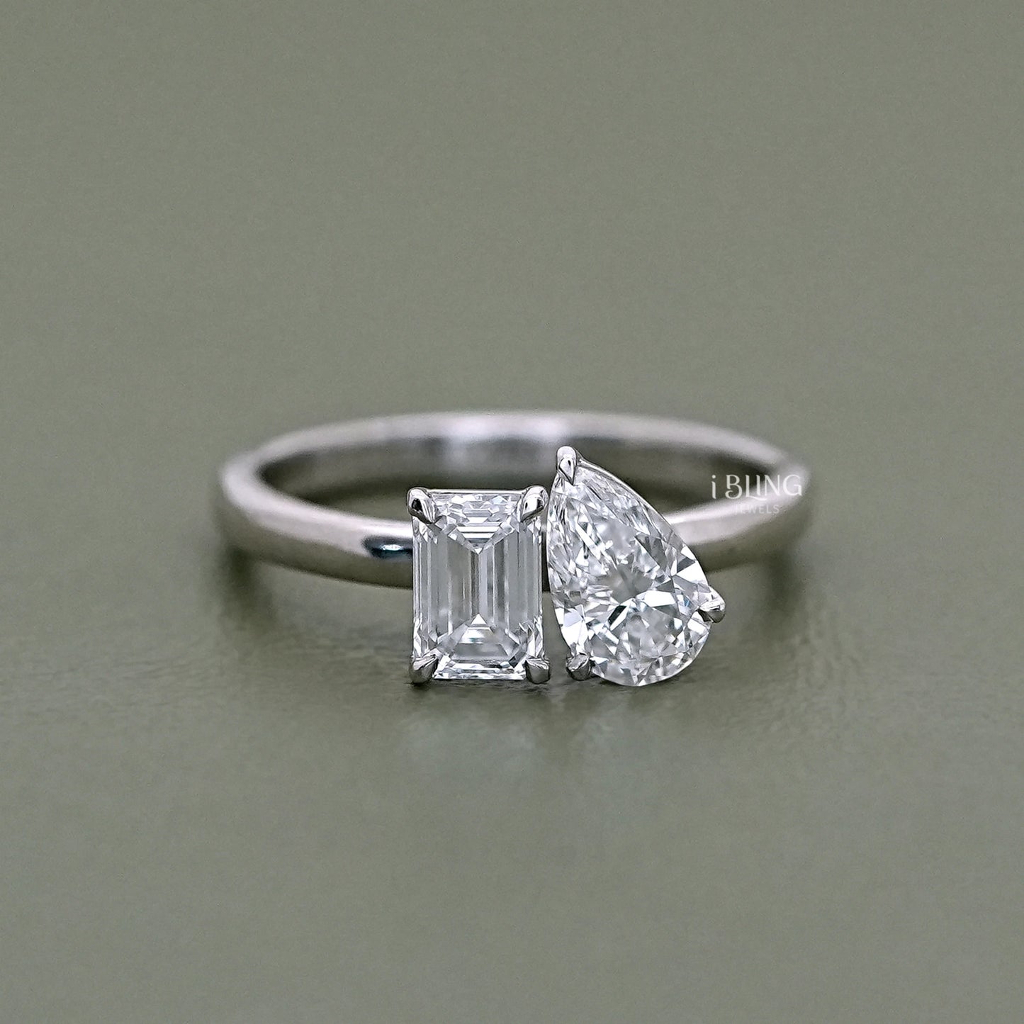 Pear And Emerald Diamond Toi Et Moi Wedding Ring