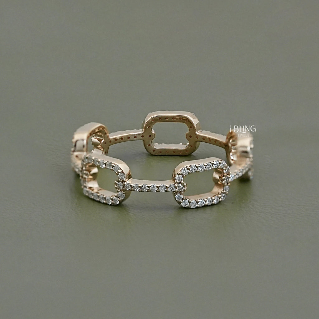 Round Diamond Link Chain Wedding Ring