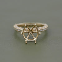 Round Shape Semi Mount Engagement Ring