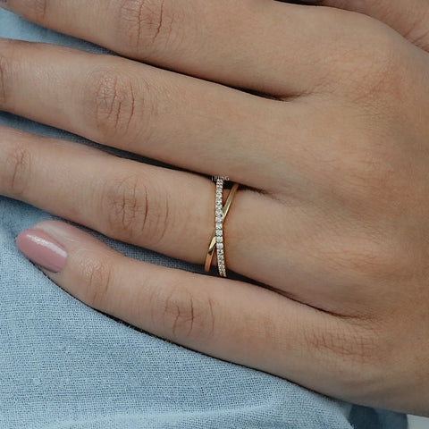 Round Cut Lab Grown Twisted Wedding Band