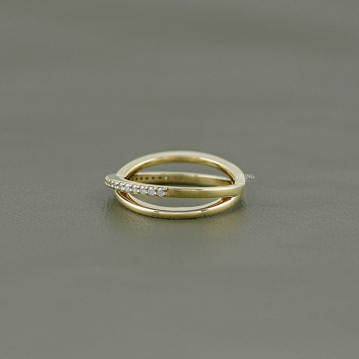 Round Cut Lab Grown Twisted Wedding Band
