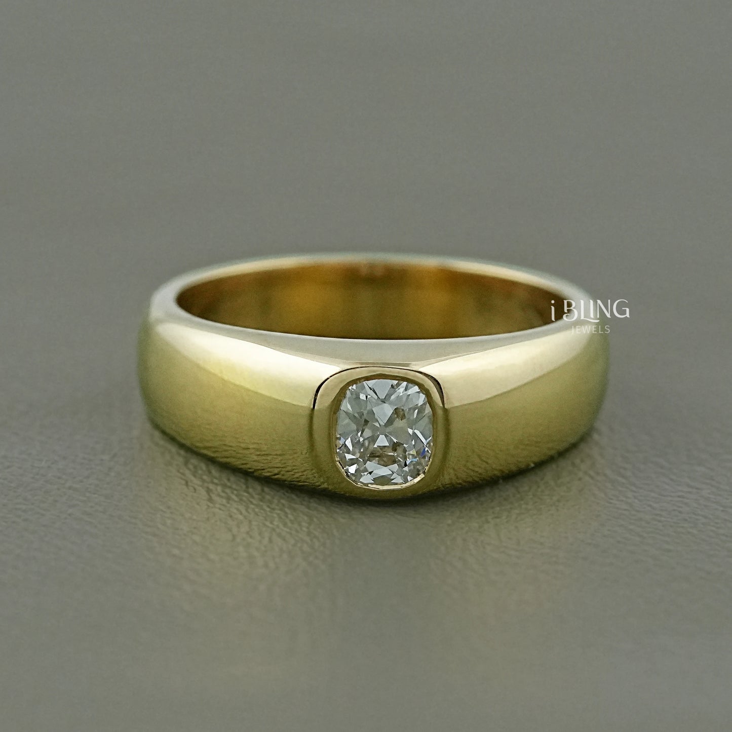 Old Mine Cushion Cut Diamond Wedding Band Solitaire Ring