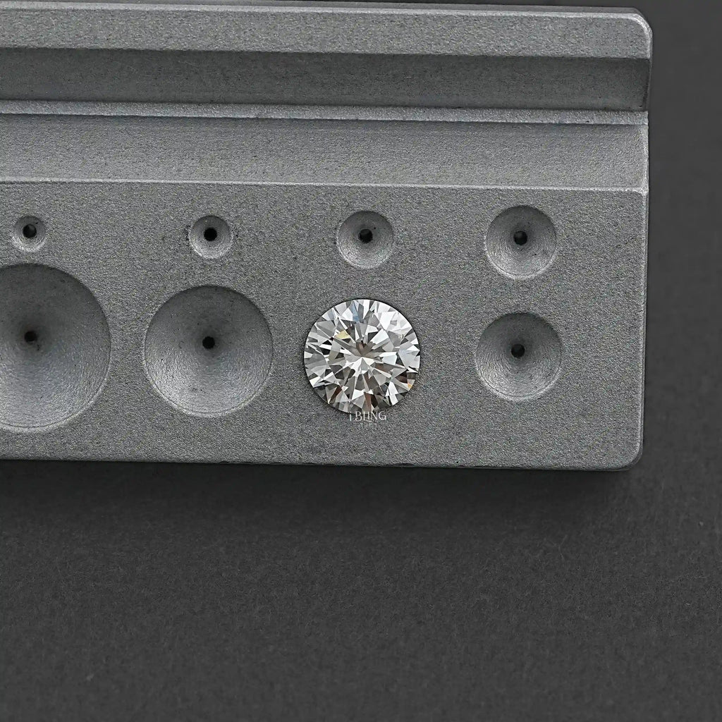 Round Cut Lab Grown Diamond Loose