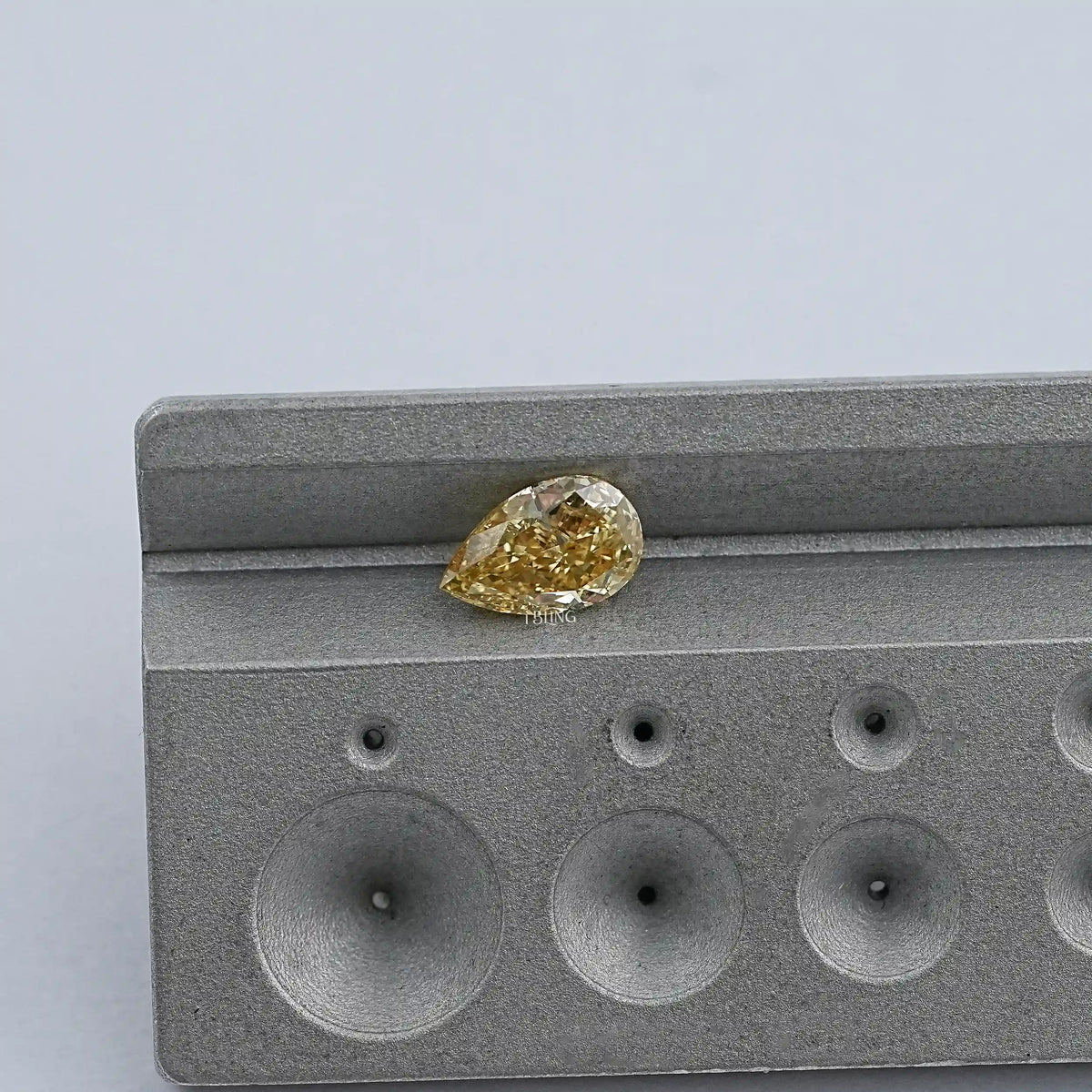 Vivid Yellow Pear Cut Lab Loose Diamond Loose Diamond