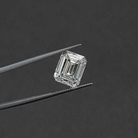 5.90 CT Emerald Cut Lab Grown Diamond Loose