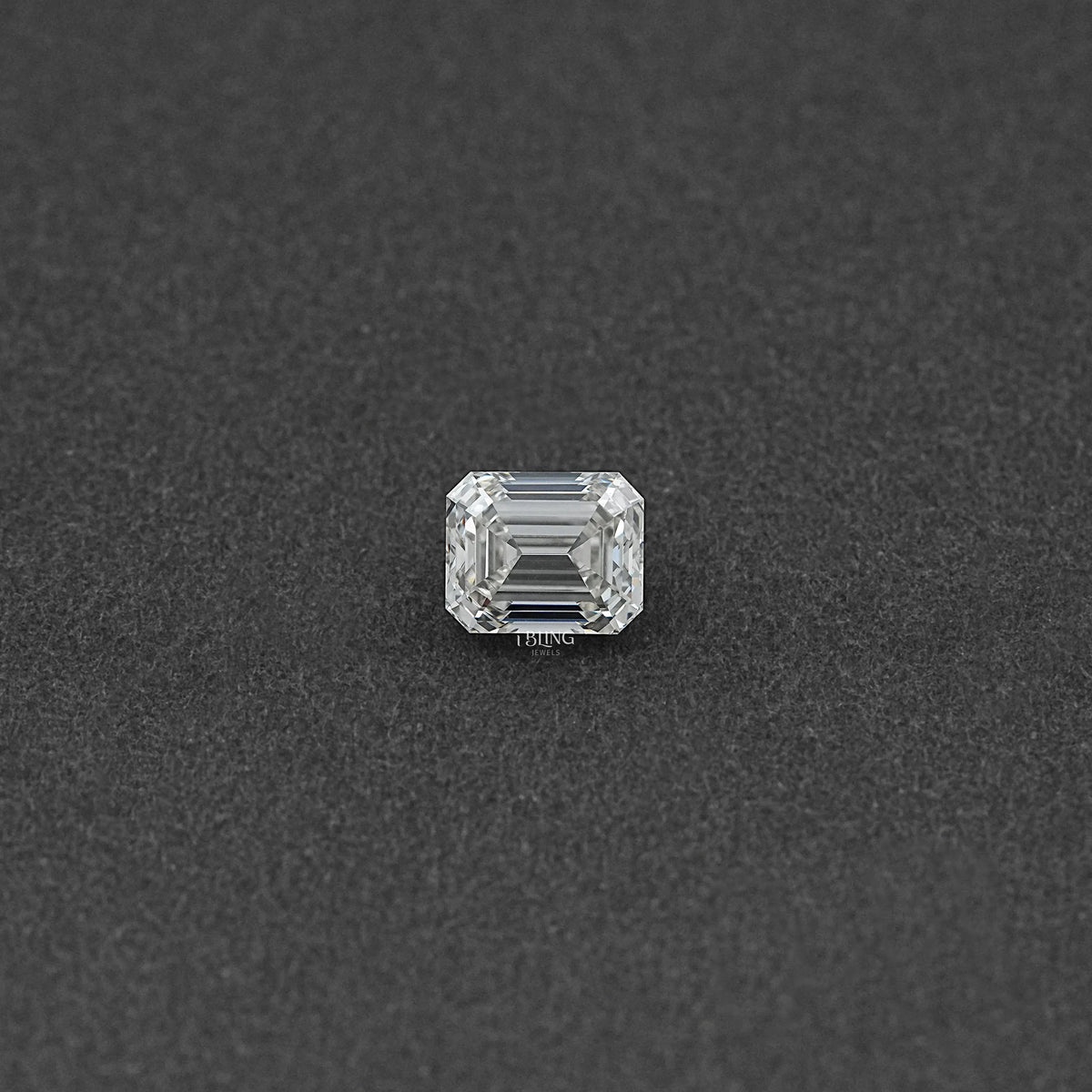 5.90 CT Emerald Cut Lab Grown Diamond Loose Loose Diamond