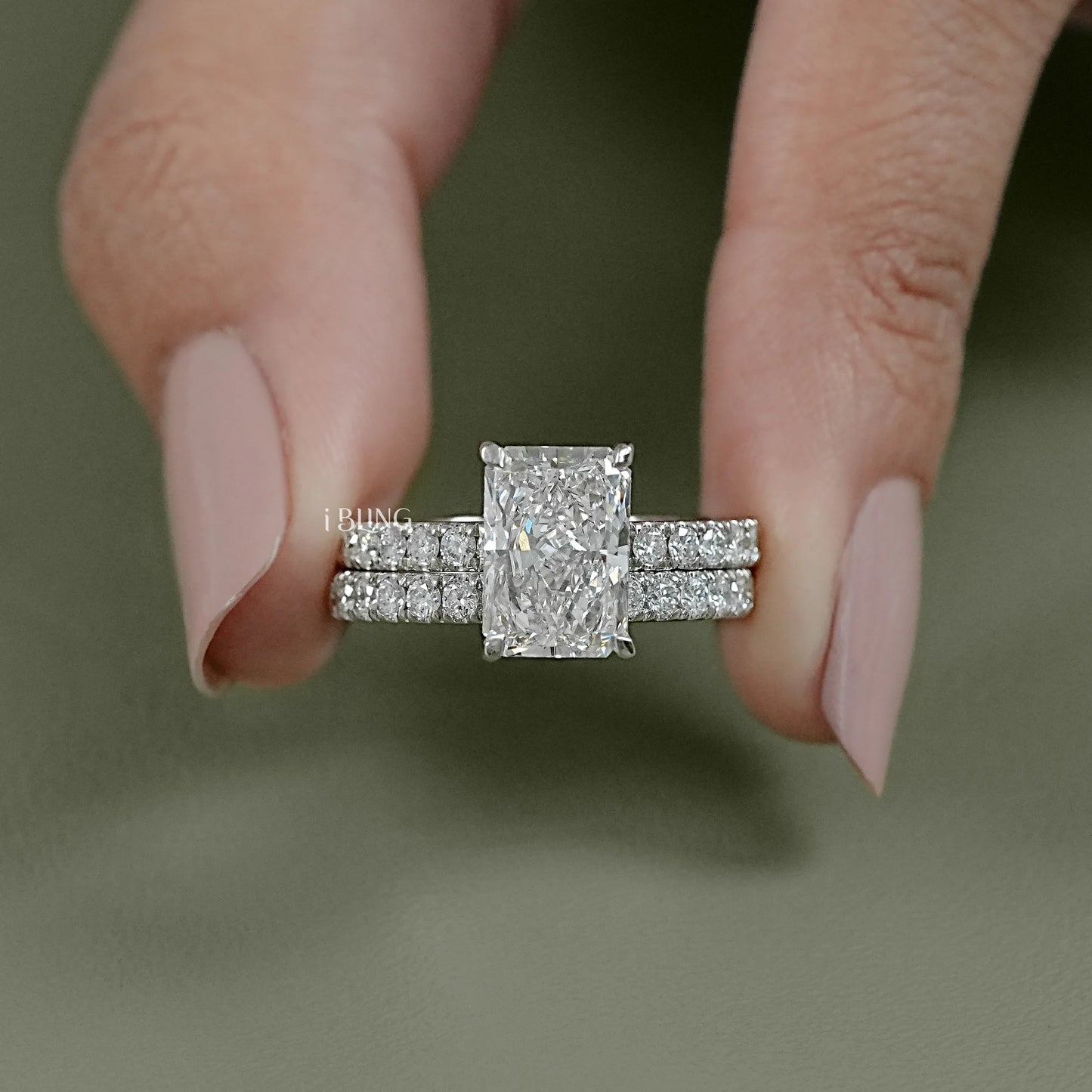 Radiant Cut Lab Grown Diamond Bridal Ring Set Bridal Ring Set