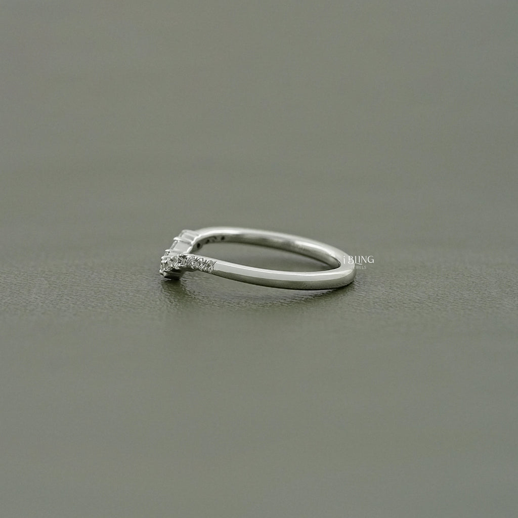 Baguette & Round Lab Diamond Curved Wedding Band