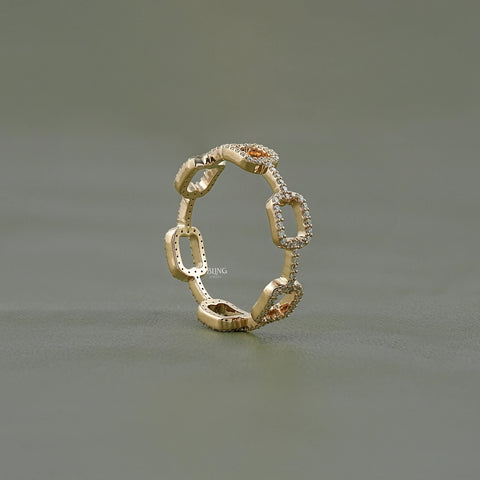 Round Diamond Link Chain Wedding Ring
