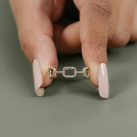 Round Diamond Link Chain Wedding Ring