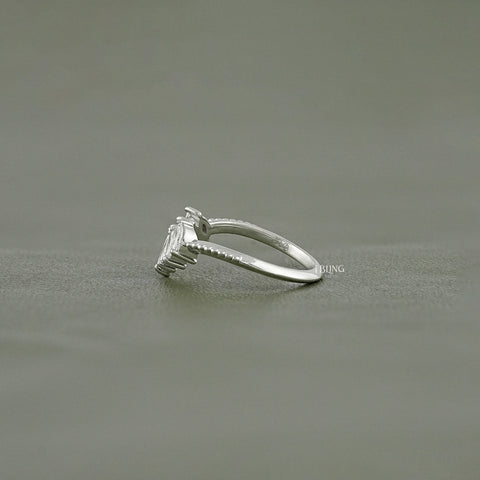 Marquise-Cut Lab Grown Diamond Curved Band