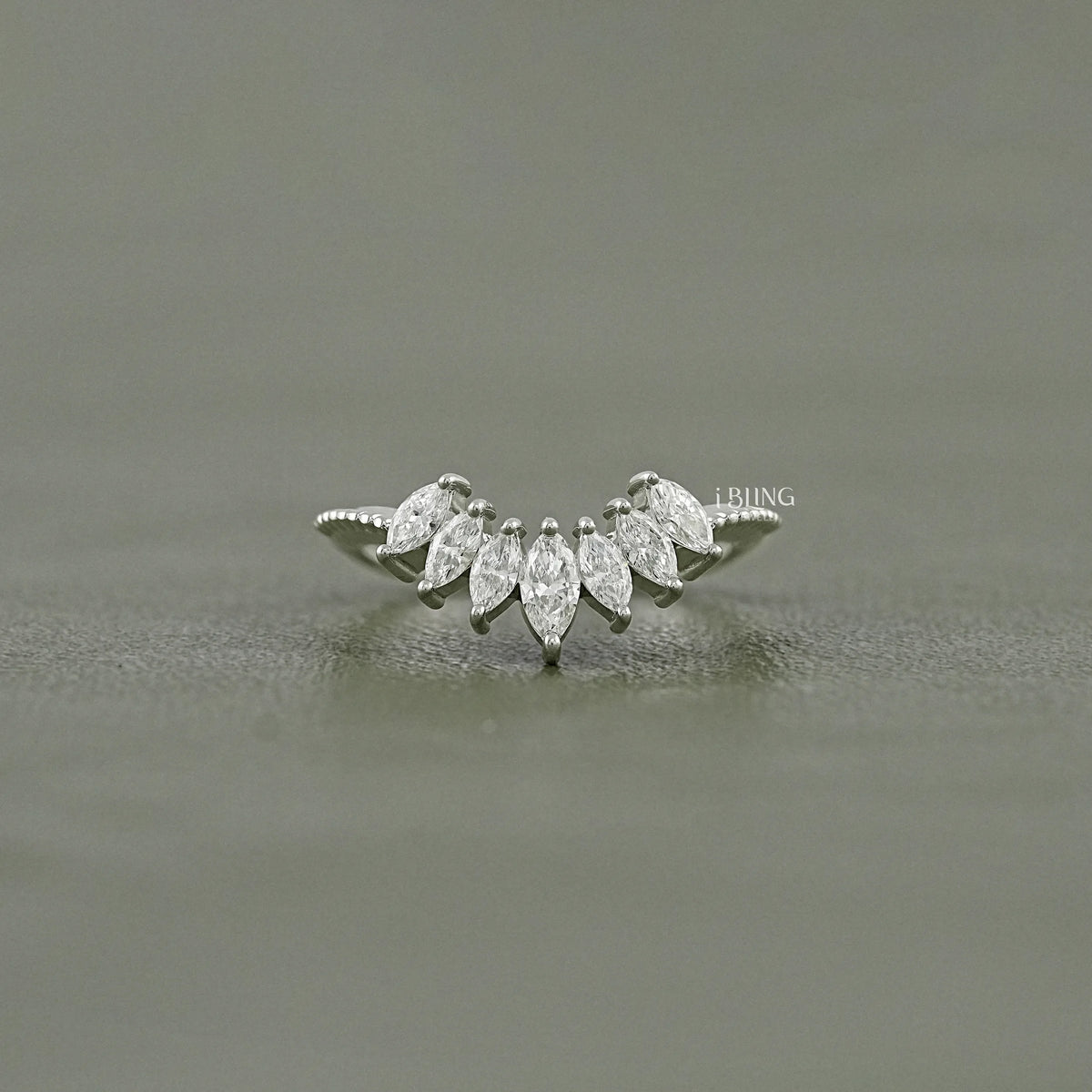 Marquise-Cut Lab Grown Diamond Curved Band Band