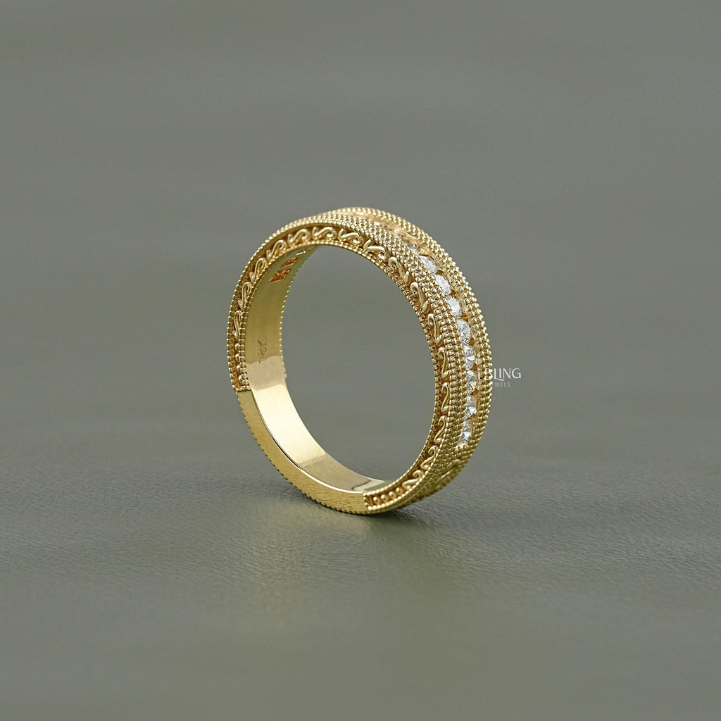 Round Diamond Filigree Set Unisex Wedding Band