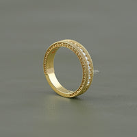 Round Diamond Filigree Set Unisex Wedding Band