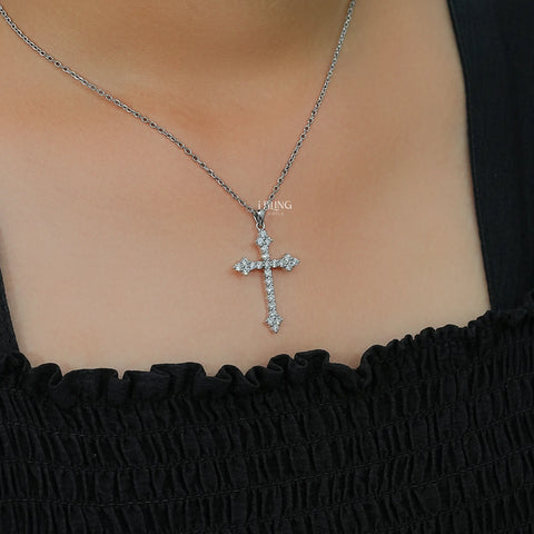 Round Cut Lab Grown Diamond Criss Cross Necklace