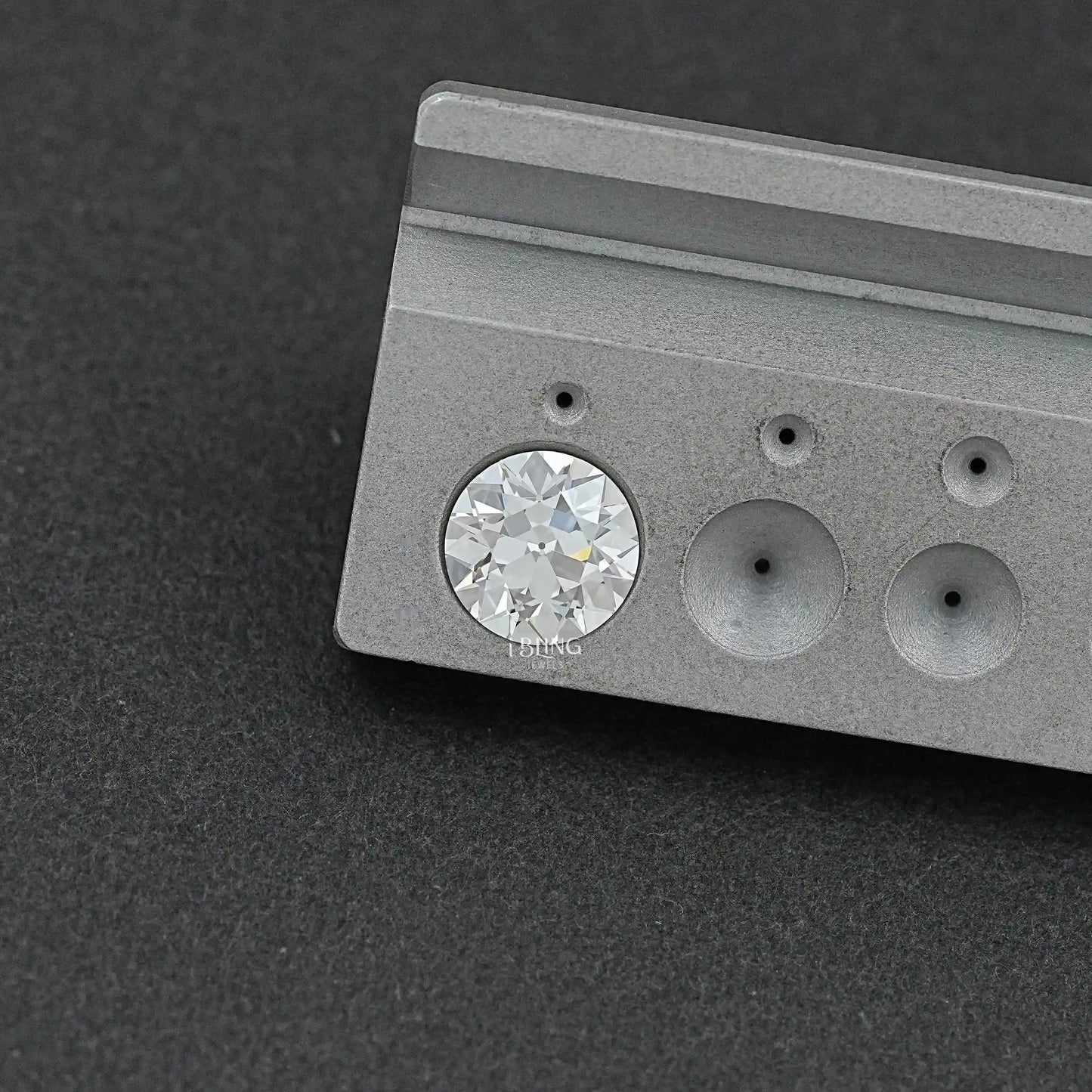 OEC Round Cut Lab Grown Diamond