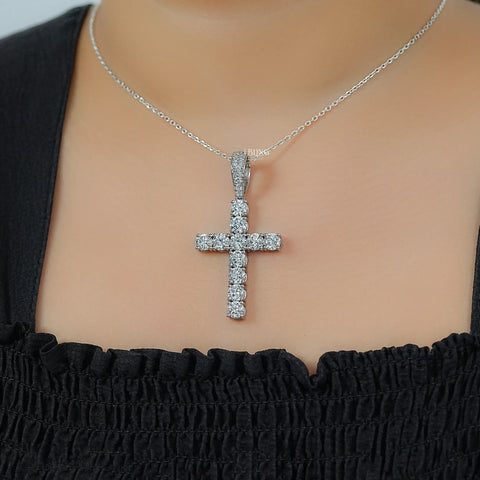 Criss Cross Round Cut Lab Grown Diamond Pendant