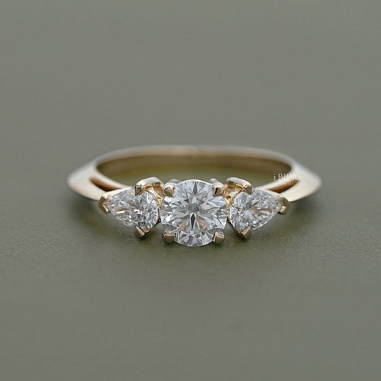 Three Stone Round Lab Diamond Engagement-Ring