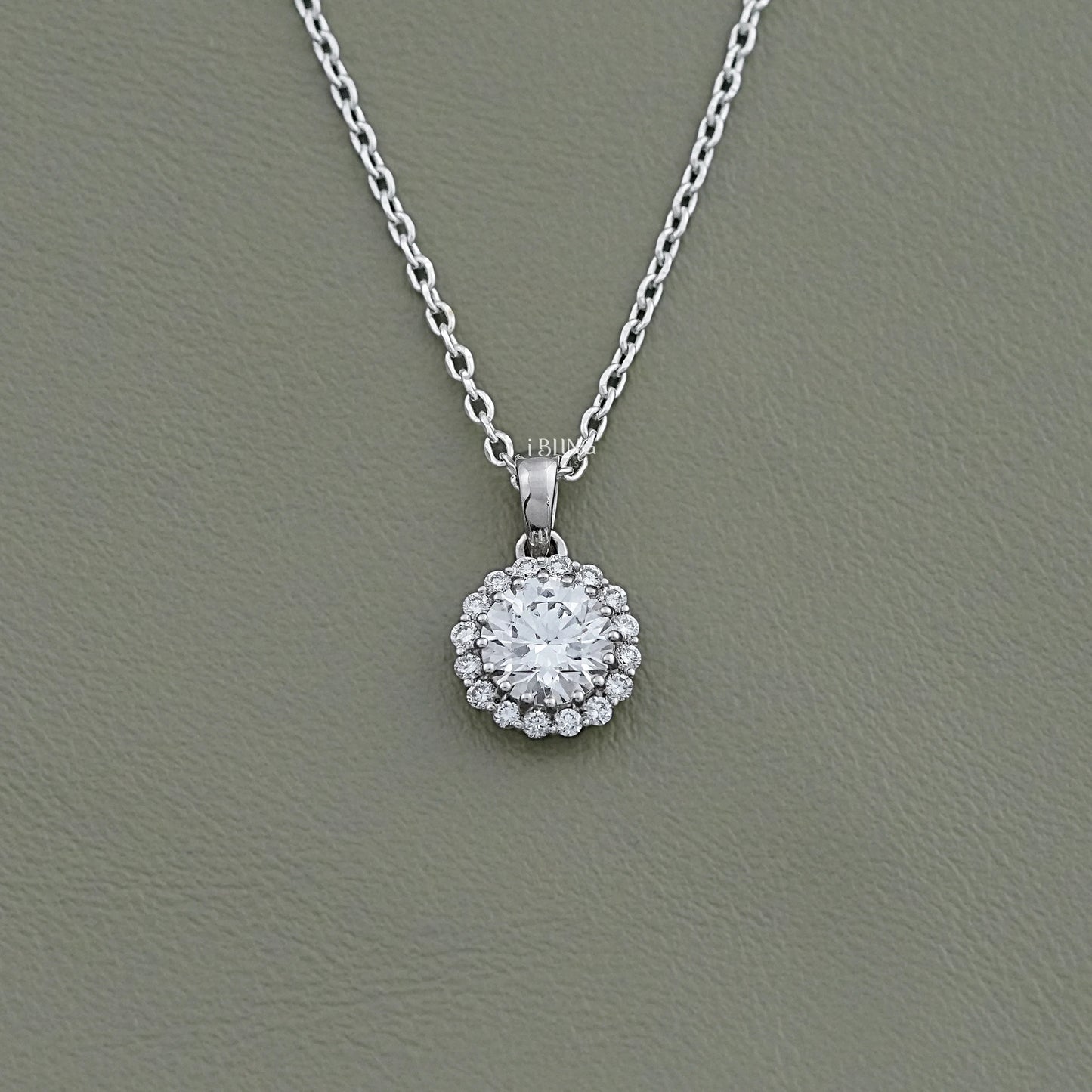 Round Diamond Halo Necklace Pendants
