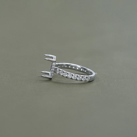 Oval Shape Semi Mount Lab Diamond Engagement Ring