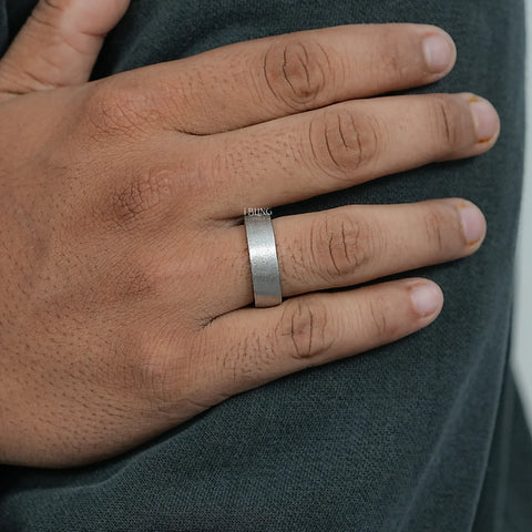 Round Cut Lab Grown Diamond Men's Wedding Band