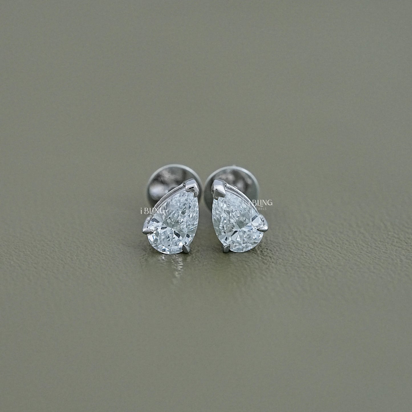 Pear Cut Lab Grown Diamond Stud Earrings Stud