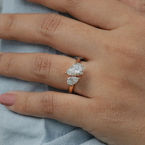 Pear Lab Diamond Dainty Toi Moi Wedding Band
