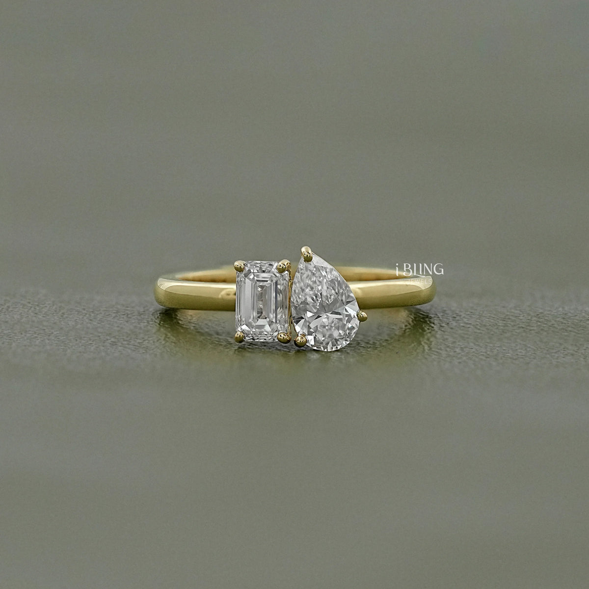 Pear And Emerald Diamond Toi Et Moi Wedding Ring