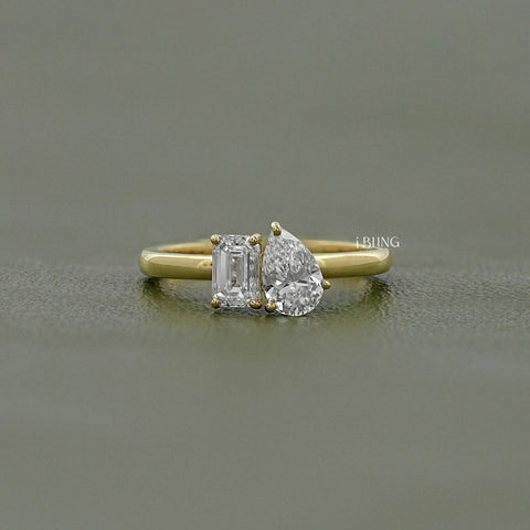 Pear And Emerald Diamond Toi Et Moi Wedding Ring