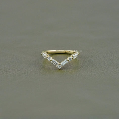 Round And Baguette Diamond V Shape Engagement Ring