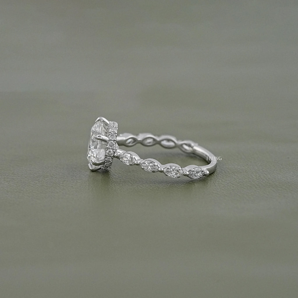 Round Diamond Cluster Accent Set Ring