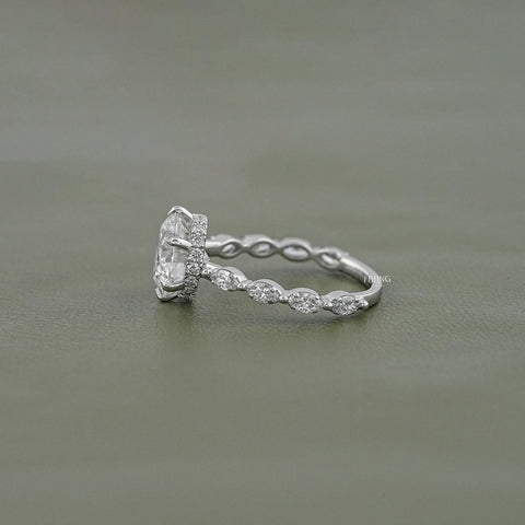 Round Diamond Cluster Accent Set Ring