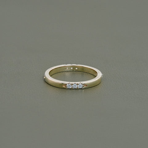 Round Cut Lab Diamond Distance Band