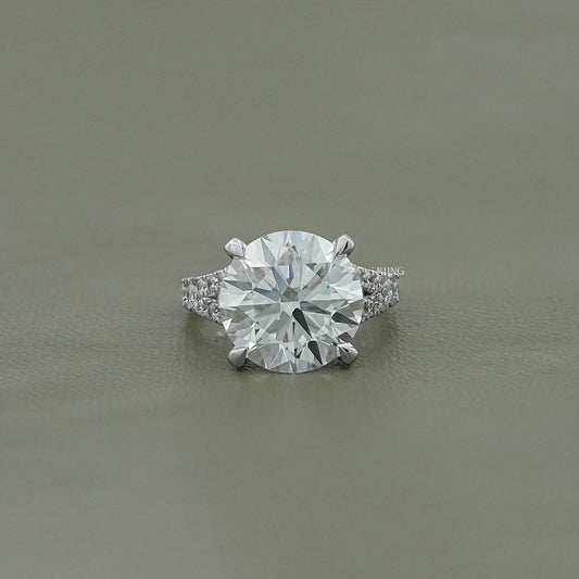 Round Cut Split Shank Accent Diamond Ring Solitaire Accent Ring
