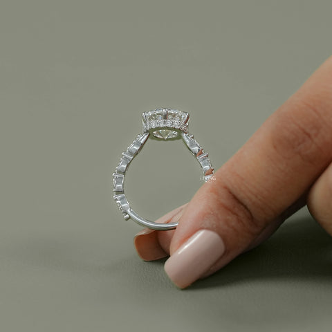 Round Diamond Cluster Accent Set Ring