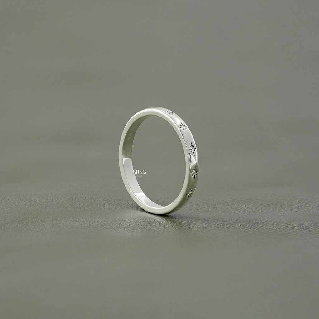 Starburst Round Cut Lab Diamond Promise Band