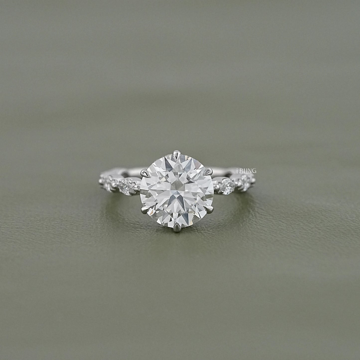 Round Diamond Cluster Accent Set Ring Solitaire Accent Ring