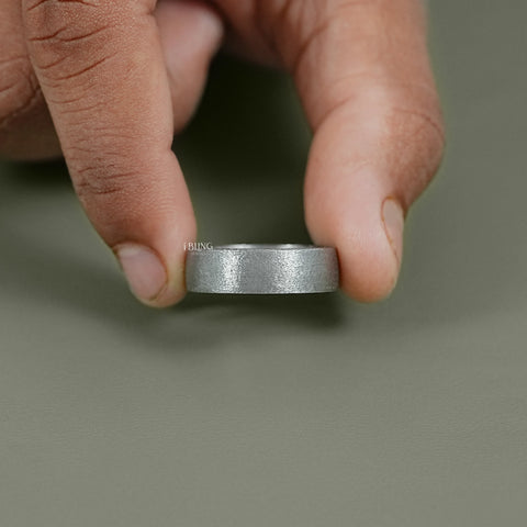 Round Cut Lab Grown Diamond Men's Wedding Band