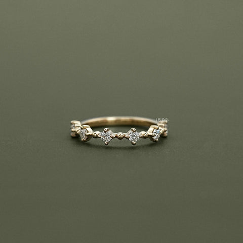 Round Diamond Floating Bubble Wedding Band