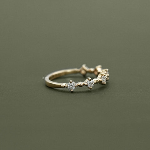 Round Diamond Floating Bubble Wedding Band