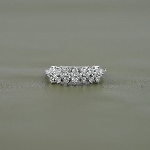 Round Lab Diamond Cluster Band