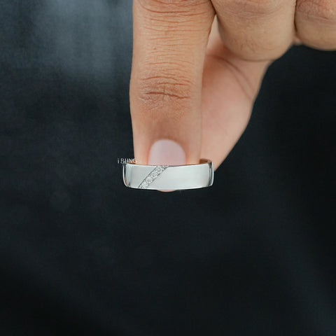 Round Cut Lab Grown Diamond Men's Wedding Band