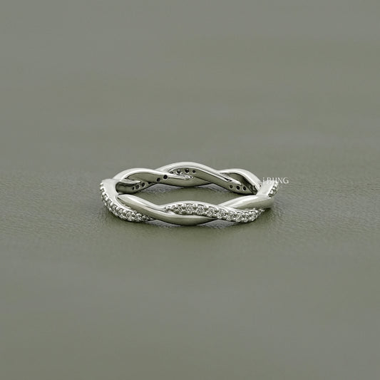 Round Cut Lab Diamond Twisted Wedding Band Band