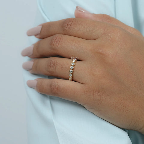 Round Bezel Set Lab Grown Diamond Wedding Band