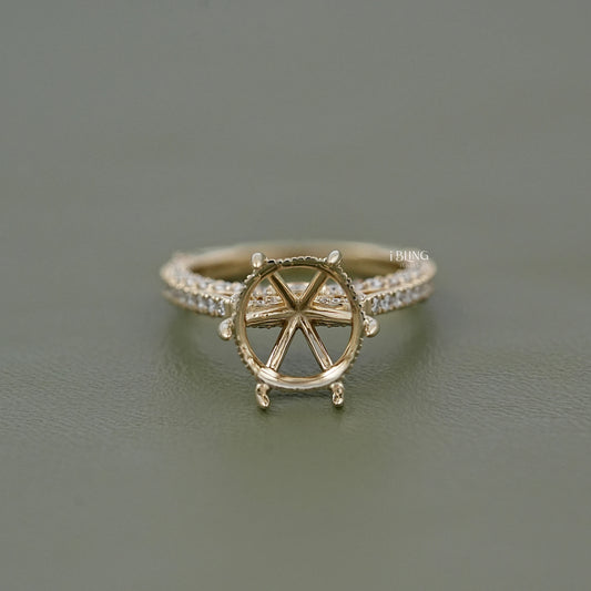 Round Shape Semi Mount Engagement Ring