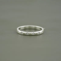Starburst Round Cut Lab Diamond Promise Band