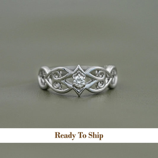 Round Cut Lab Grown Diamond Vintage Engagement Ring Ring