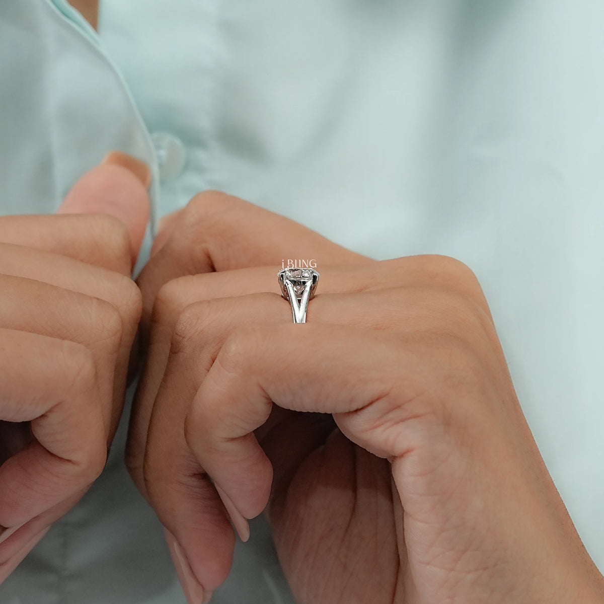 Round Cut Lab Grown Diamond Split Shank Solitaire Ring