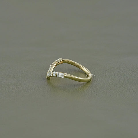 Round And Baguette Diamond V Shape Engagement Ring